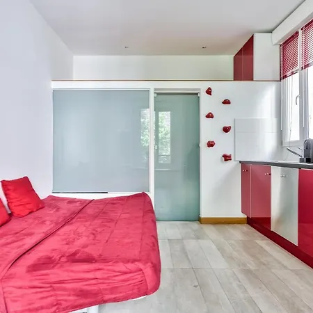 Beautiful Sunny Studio *ourcq* *